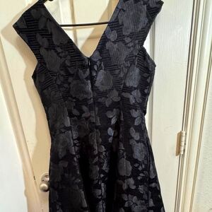 Donna Ricco Black A-Line V-Neck Cocktail Dress